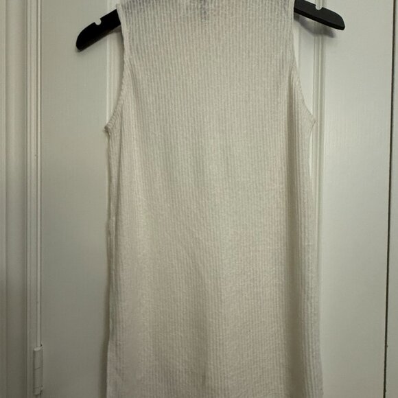 H&M Long Sleeveless Turtle Neck - Picture 4 of 4